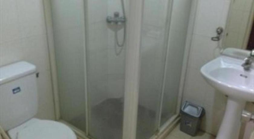 סוראבאיה Grand Sumatera Hotel מראה חיצוני תמונה